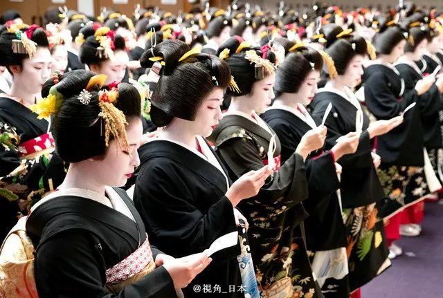 彩票世家的传奇，从梦想到现实的财富之旅